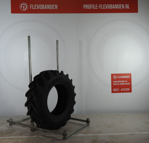 Afbeeldingen van 360/70R24 MICHELIN OMNIBIB E1803024