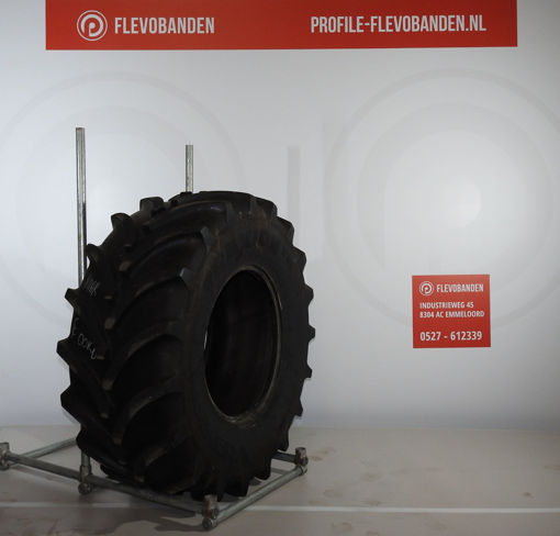 Afbeeldingen van 600/70R28 VREDESTEIN TRAXION XL 157D TL 25MM E1912021